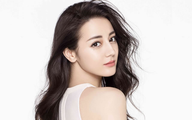 凭实力拿下八部电影,现在47岁的你没人管了。能不后悔吗?